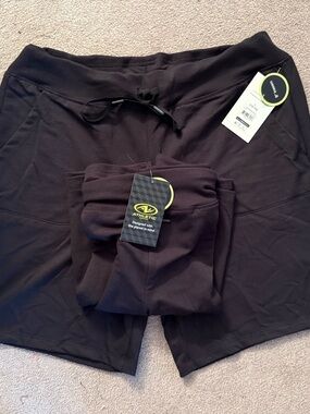 2 Pairs - George Black Bermuda Shorts